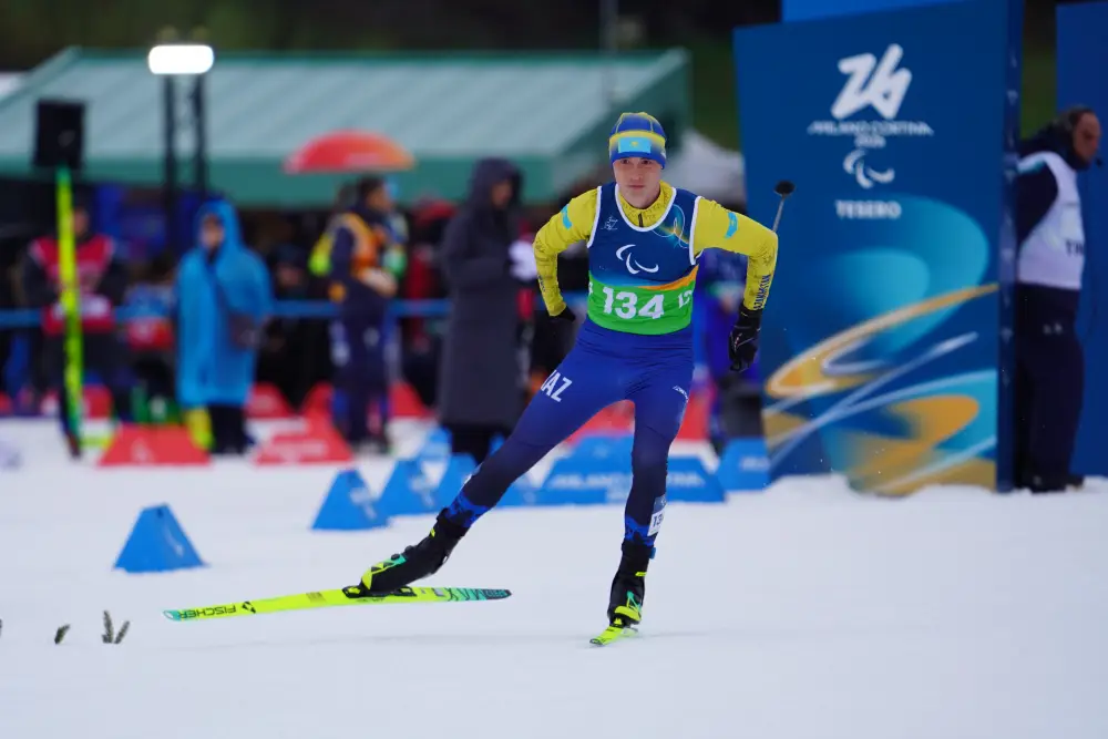 Казахстан достигает успеха на зимних Паралимпийских играх в Милан–Кортина с двумя медалями Астане