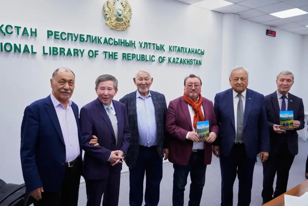 Литературно-познавательный вечер к 75-летию Алибека Аскарова прошел в Национальной библиотеке РК (3)