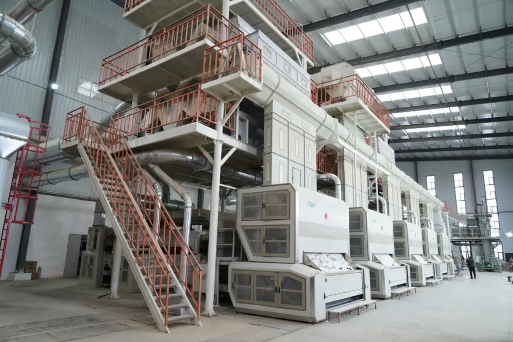 НУРАЛХАН КУШЕРОВ ОЗНАКОМИЛСЯ С РАБОТОЙ ПРЕДПРИЯТИЙ ХЛОПКОВОГО КЛАСТЕРА В ОТЫРАРЕ (4)