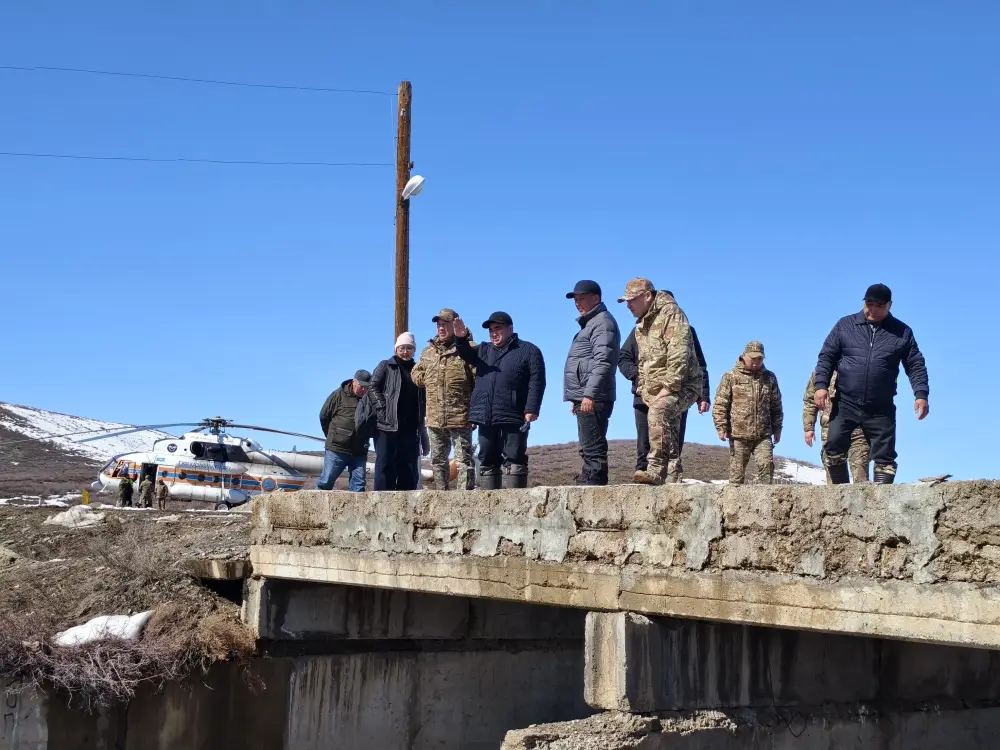 В ВКО проводится аэровизуальное обследование паводкоопасных участков (7)