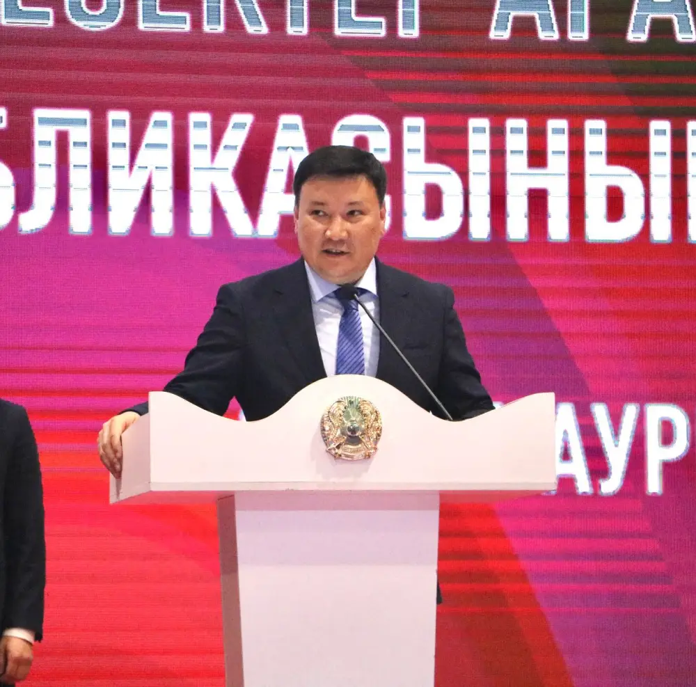 Турнир по қазақ күресі в Туркестане: развитие национального спорта и укрепление дружбы среди борцов Астане