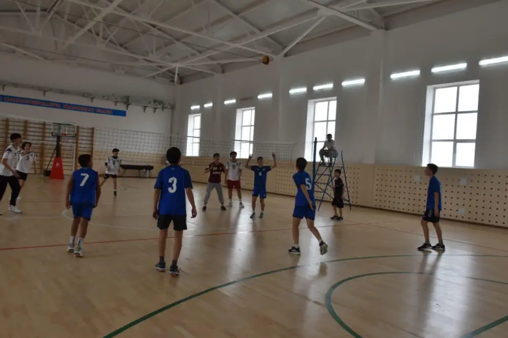 В Уиле открыли современный школьно-дошкольный комплекс (4)