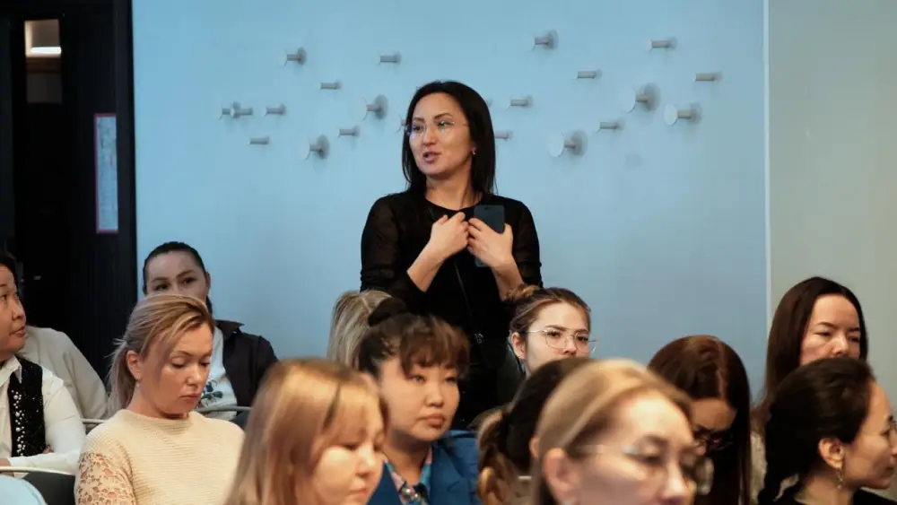 Встречу по повышению правовой грамотности женщин-предпринимательниц провели в Астане (3)