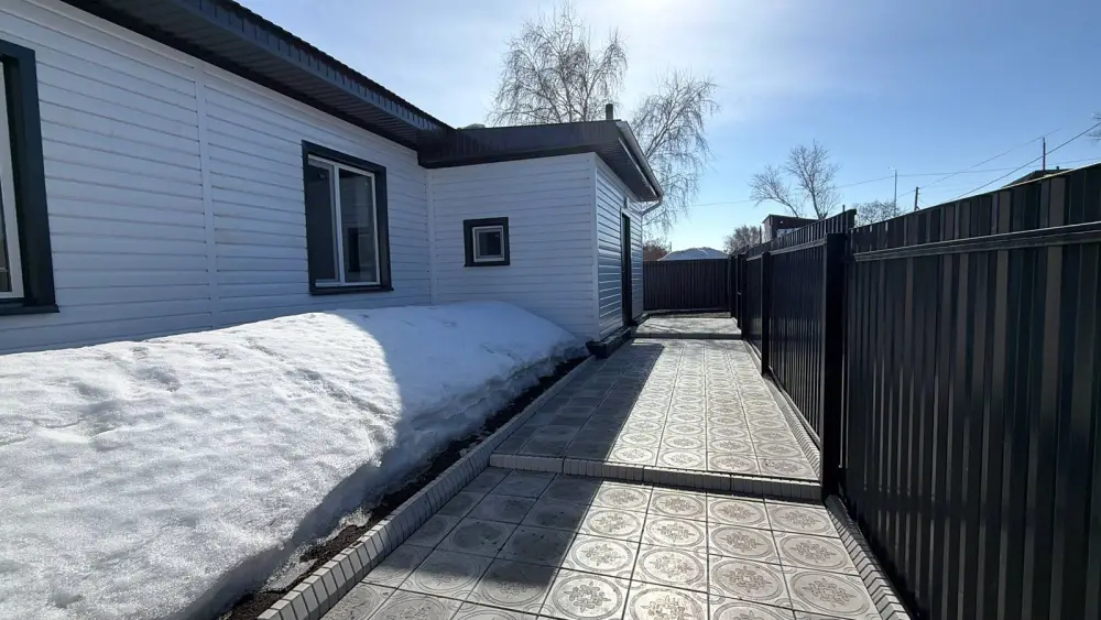 В преддверии Наурыза жители Бурабайского района получили квартиры (9)