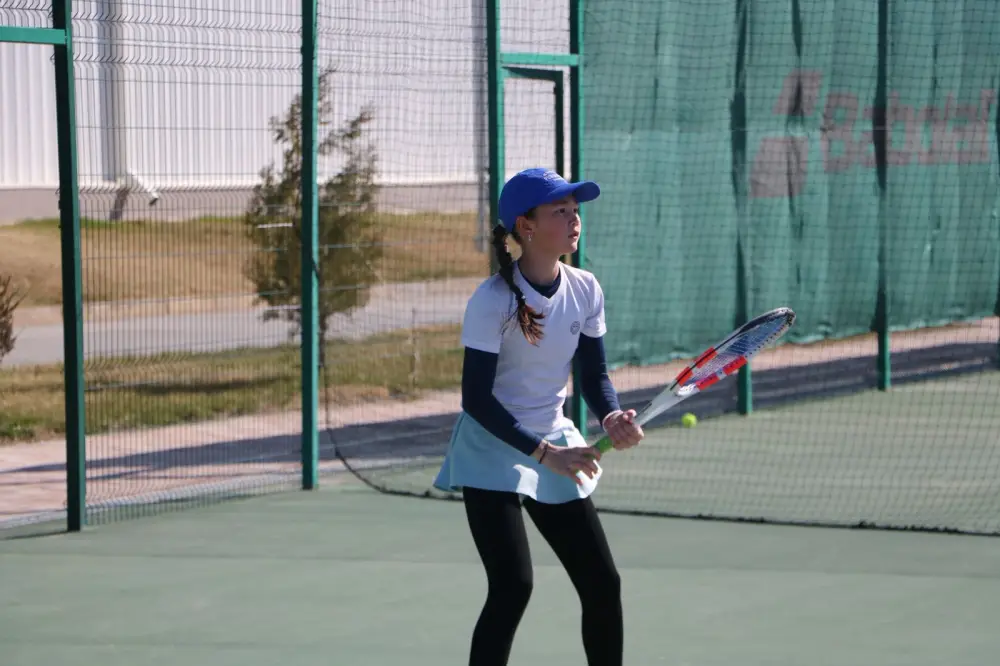 В ТУРКЕСТАНЕ СТАРТОВАЛ МЕЖДУНАРОДНЫЙ ТУРНИР «TENNIS EUROPE 16&UNDER TURKESTAN G3» (5)
