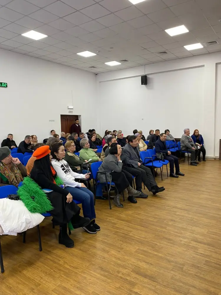 В Астане обсуждены изменения в законодательстве, влияющие на деятельность КСК и их перерегистрацию Астане