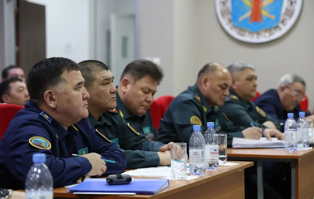 Министр обороны Казахстана обозначил приоритеты подготовки Вооруженных сил в контексте современных вызовов Астане