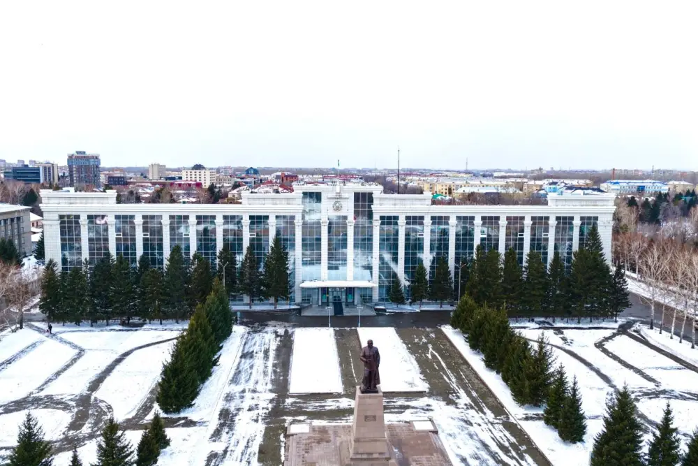 Акимат в Усть-Каменогорске: онлайн или вживую? Астане