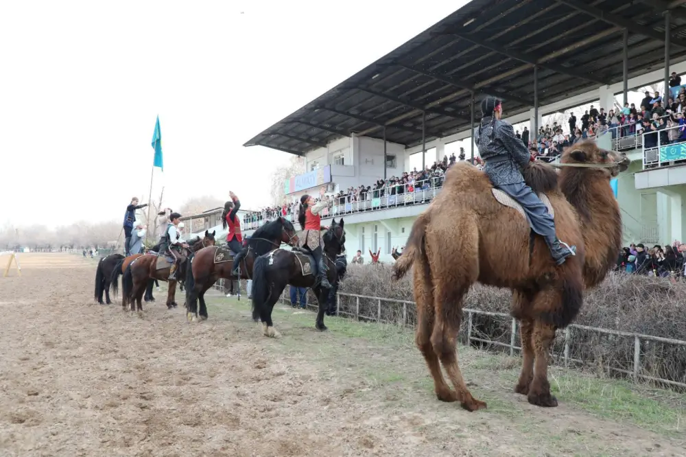 Наурыз на ипподроме Алматы: новый формат праздника Астане
