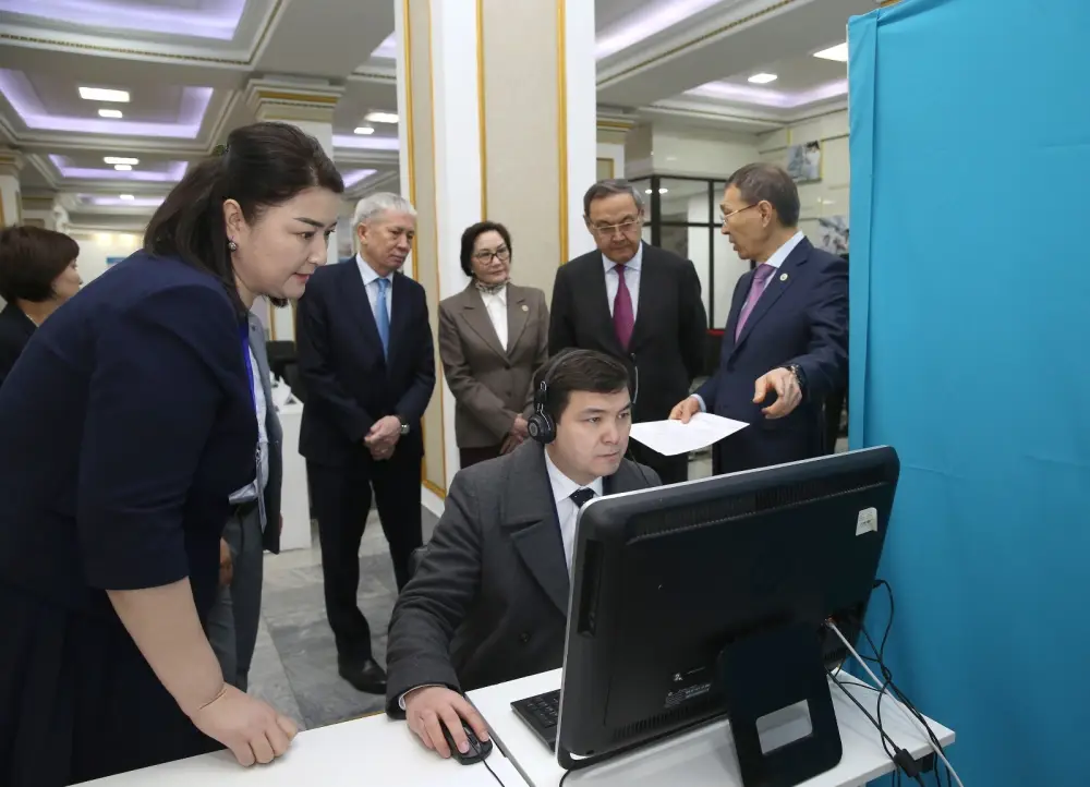 Визит Председателя ЦКР в Алматы для оценки участков к референдуму Астане