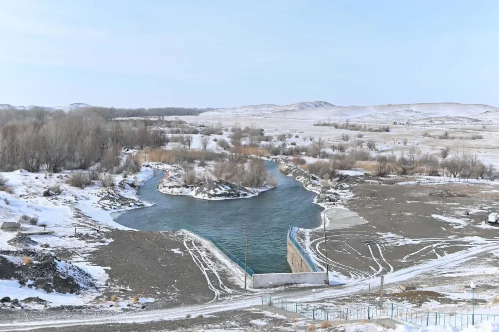 Вице-премьер Канат Бозумбаев ознакомился с ходом противопаводковых мероприятий в области Абай (8)