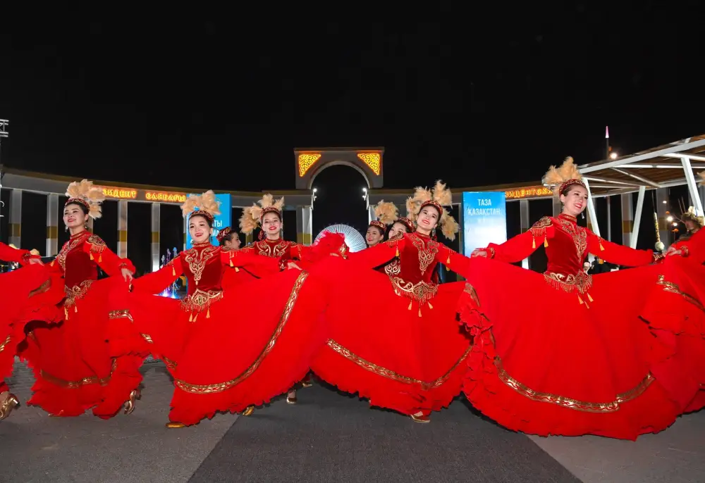 В Кызылорде сдан в эксплуатацию реконструированный Президентский парк (2)