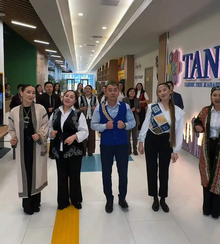 Астанинские педагоги запускают тренд благодарности Астане