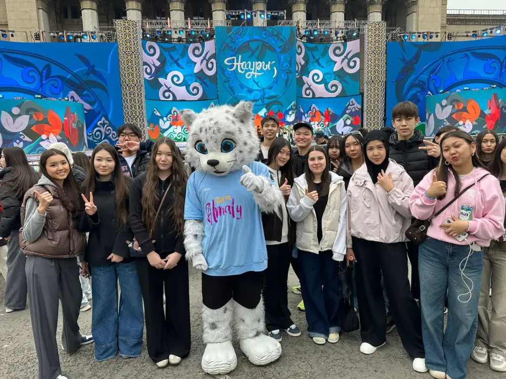 Концерт и флешмоб молодёжи Алматы в честь Тазару күні Астане