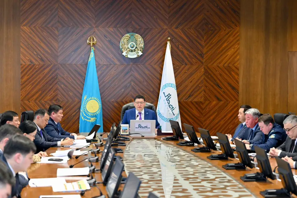 Рост участия молодежи в развитии искусственного интеллекта в области Абай Астане