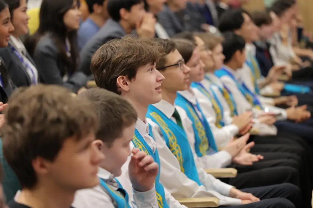 В Астане прошла республиканская олимпиада для школьников с награждением победителей Астане