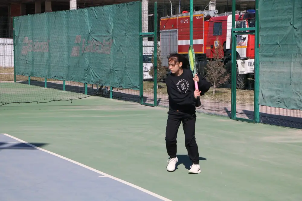 Международный теннисный турнир в Туркестане: платформа для обмена опытом среди юных спортсменов Центральной Азии Астане