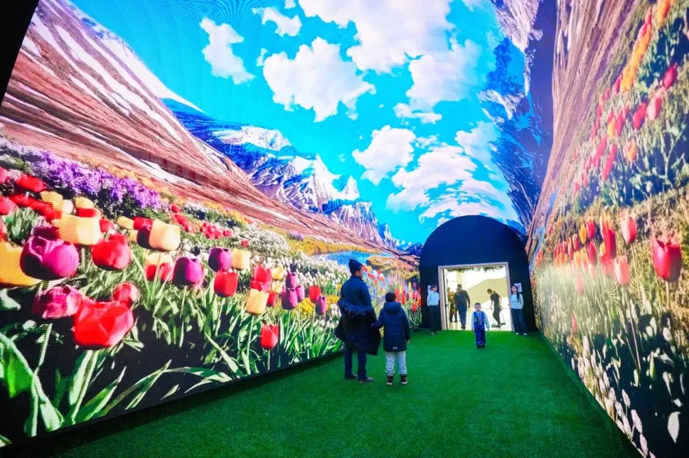 LED-туннель в Астане на выставке EXPO Астане
