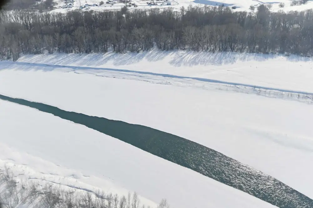 Вице-премьер Канат Бозумбаев ознакомился с ходом противопаводковых мероприятий в области Абай (6)