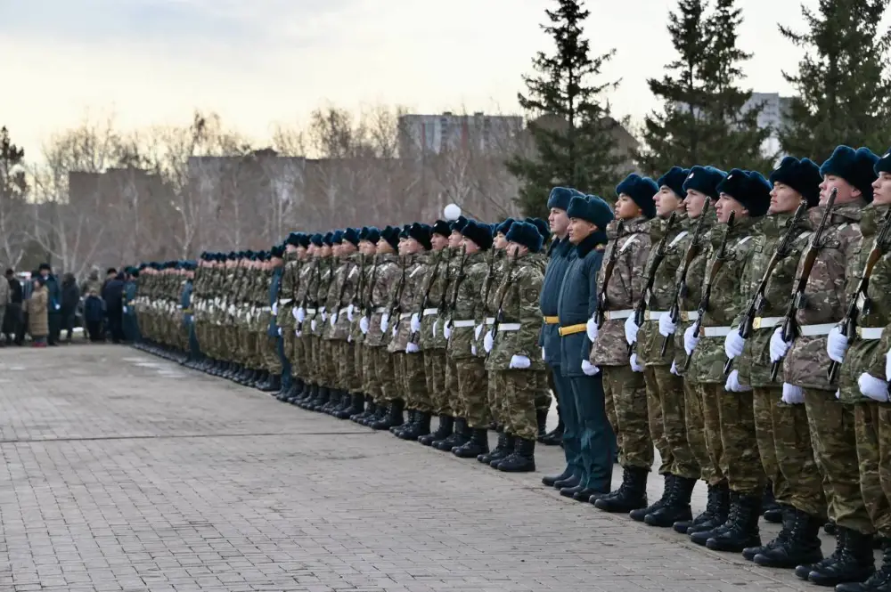 Весенний призыв в Казахстане: более 21 тысячи молодых граждан пополнят ряды армии (8)