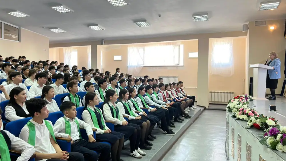 экологическая акция сбор сортировка отходов озеленение охрана окружающей среды Актобе Астане