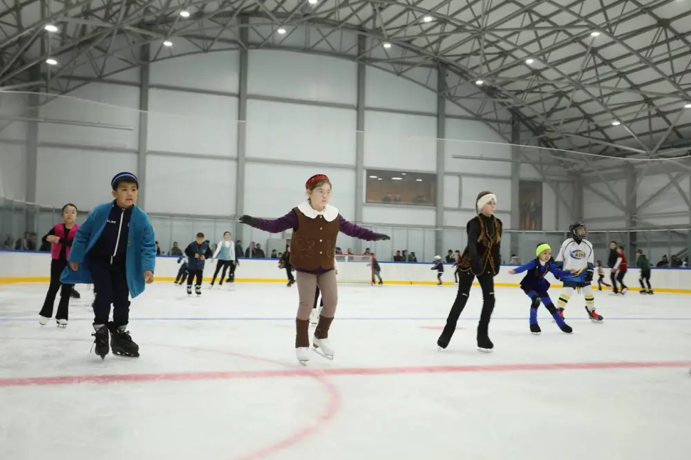 Новый ледовый дворец в Актау: шаг к развитию массового спорта и зимних видов спорта Астане