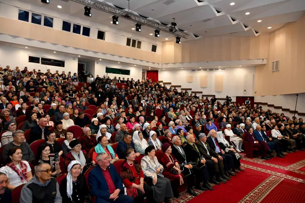 В Семее проходит республиканский командный айтыс, способствующий культурному обмену между регионами Казахстана Астане