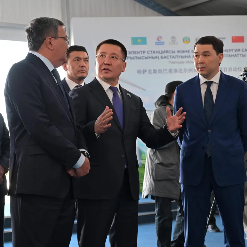 В Павлодарской области дан официальный старт реализации одного из крупнейших энергетических проектов Казахстана - строительства ветровой электростанции мощностью 1 ГВт с системой накопления энергии (3)