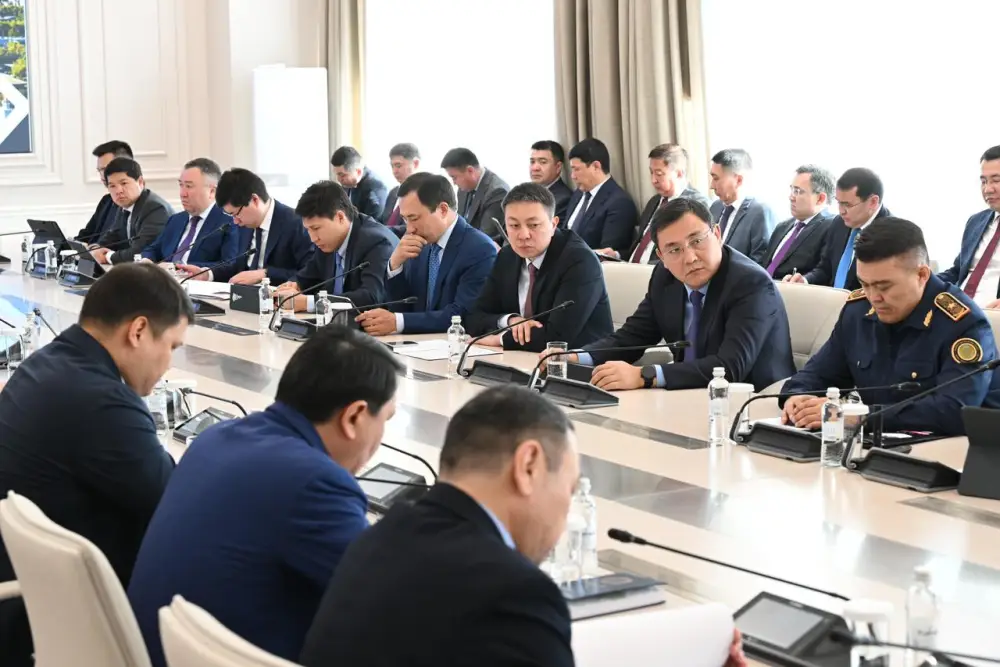 Аким Алматы акцентировал внимание на необходимости усиления мер безопасности на дорогах в свете роста числа ДТП Астане