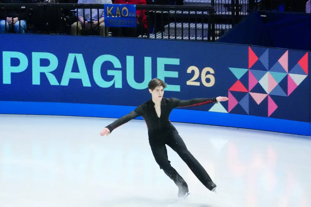 Диас Джиренбаев дебютировал на чемпионате мира (6)