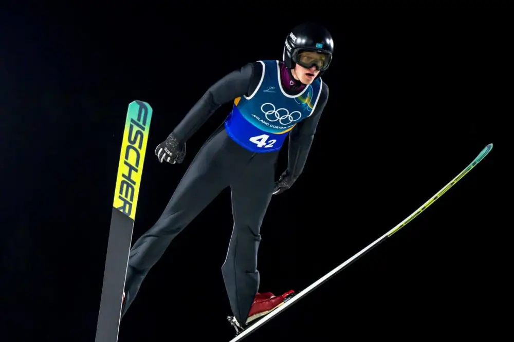 Илья Мизерных рекорд Казахстана Кубок мира прыжки на лыжах с трамплина Астане