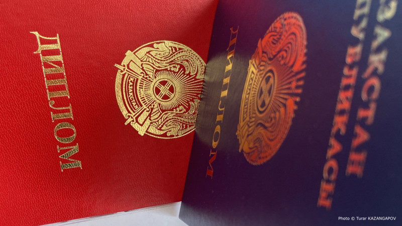 Министр науки и высшего образования предупреждает о рисках 'университета блогеров' для качества образования Астане