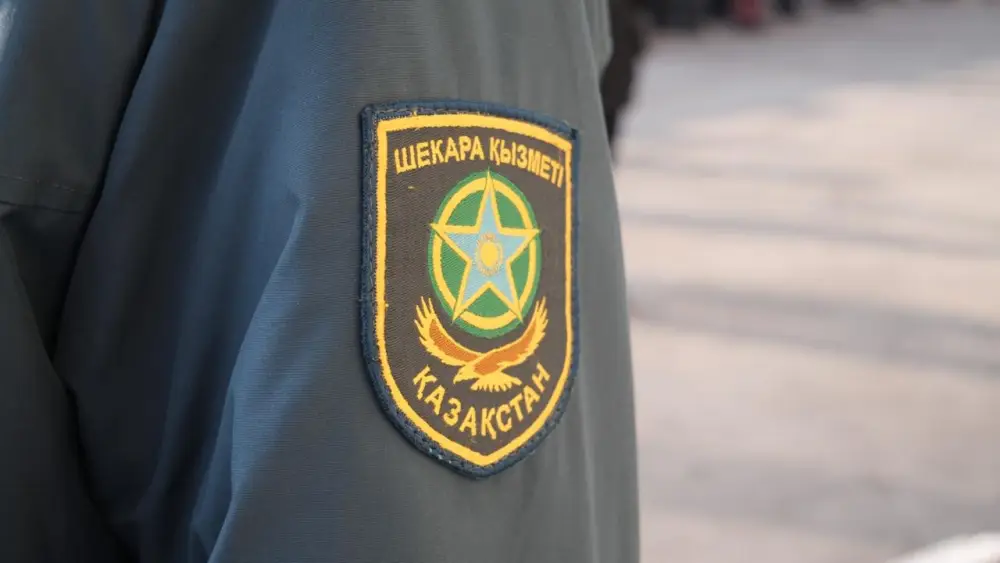 В Астане торжественно проводили первых новобранцев весеннего призыва на службу в армию (3)