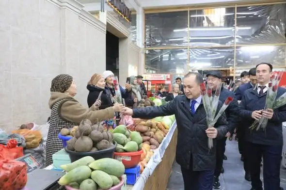 Сарыагаш: Весенний вальс благодарности матерям Астане