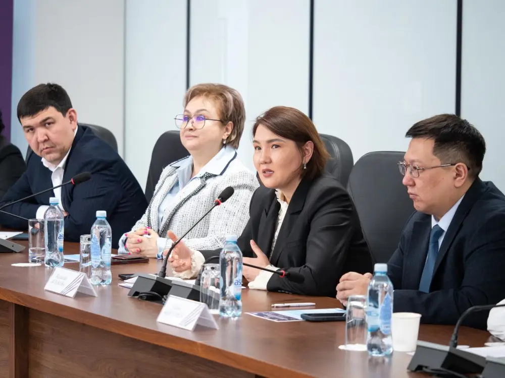 Эксперты обсудили новые перспективы после принятия новой Конституции Казахстана Астане