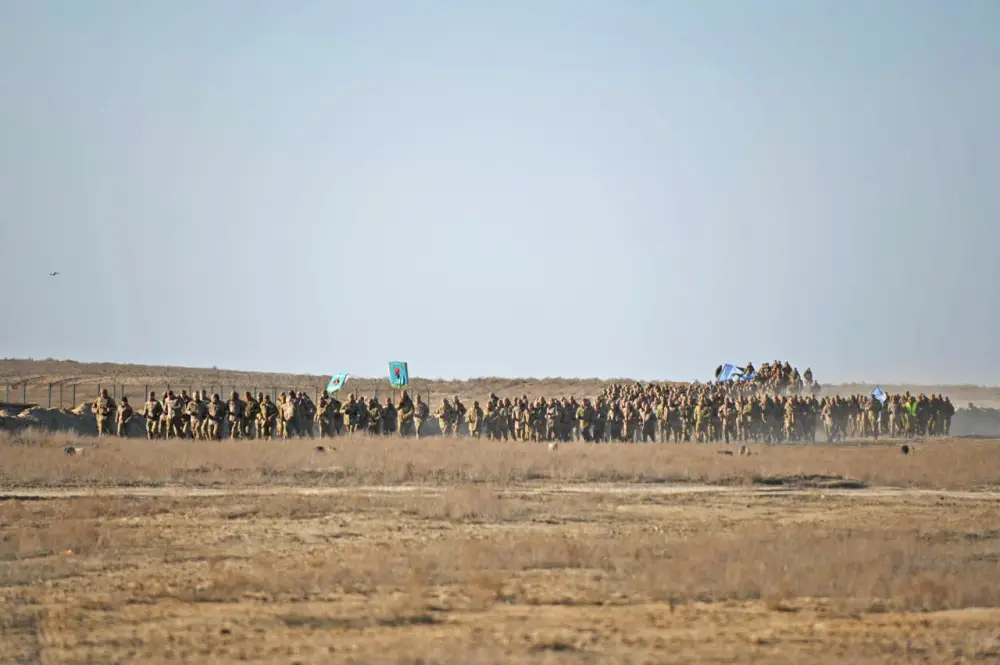 Тысячи военнослужащих Вооруженных сил приняли участие в массовом забеге в честь декады Наурызнама (3)