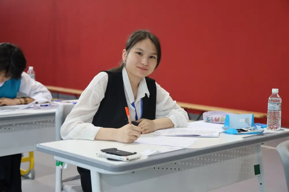 Финал республиканской олимпиады по биологии и физике: шаг к формированию национальной сборной для международных конкурсов Астане