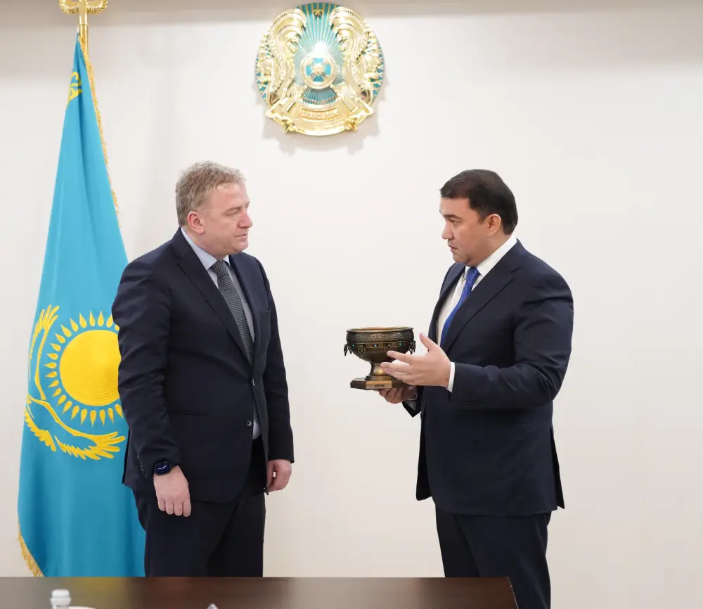 Встреча посла Грузии с акимом Туркестанской области обсуждение торговли инвестиций культуры туризма сельского хозяйства Астане