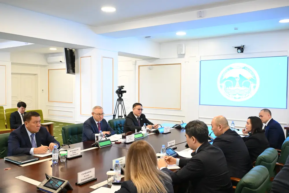 Бейбит Исабаев обсудил с руководством НПП «Атамекен» развитие МСБ региона (4)