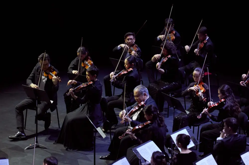 Концерт Казахского государственного симфонического оркестра с произведениями Паганини и Бруха Астане