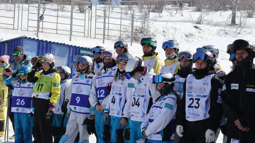 В ВКО стартовал чемпионат РК по фристайл-могулу (3)