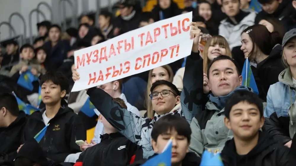 В ВКО стартовал турнир по хоккею среди детей и подростков (8)