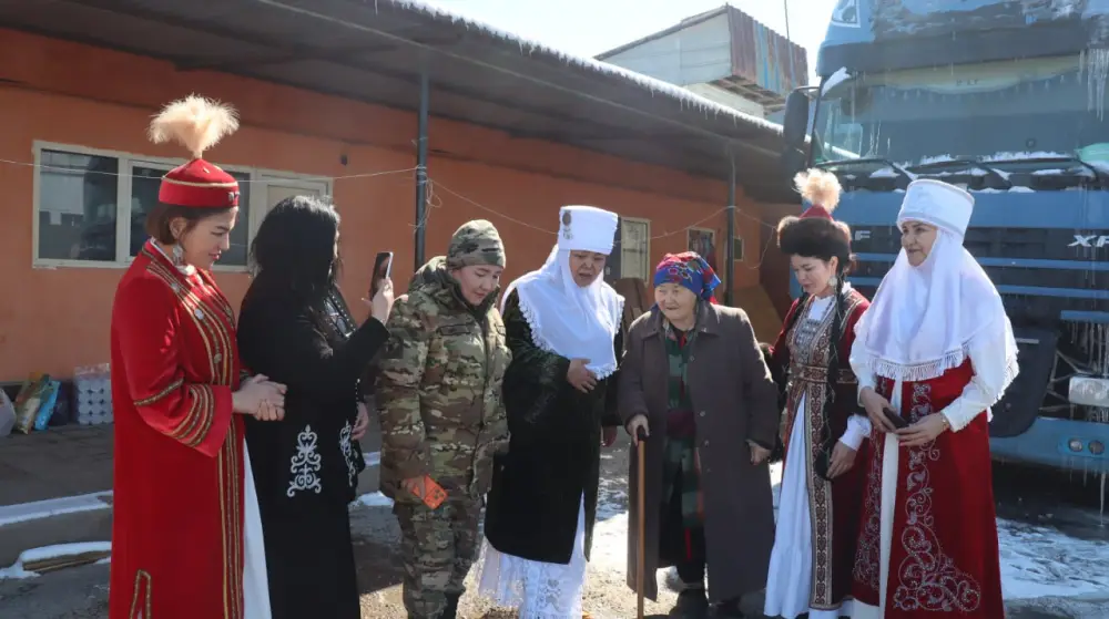 Наурызнама: Военные с продуктами – патриотизм в действии! Астане