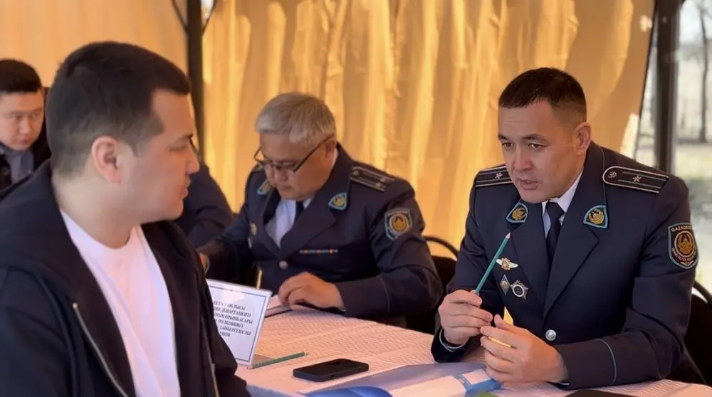 В Жетысу прошла акция полиции "Приемная на дороге" с более чем 500 обращениями от граждан Астане