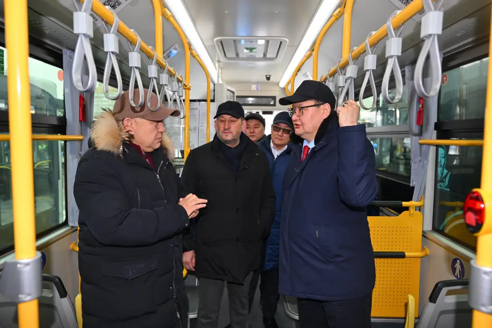 Парк общественного транспорта города Семей пополнился 32 современными автобусами (4)