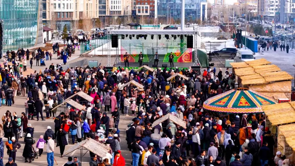 Наурыз в Астане: объединение культуры и сообщества через ярмарки и концерты на EXPO Астане