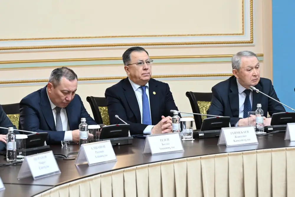 Круглый стол по новой Конституции в Алматы Астане