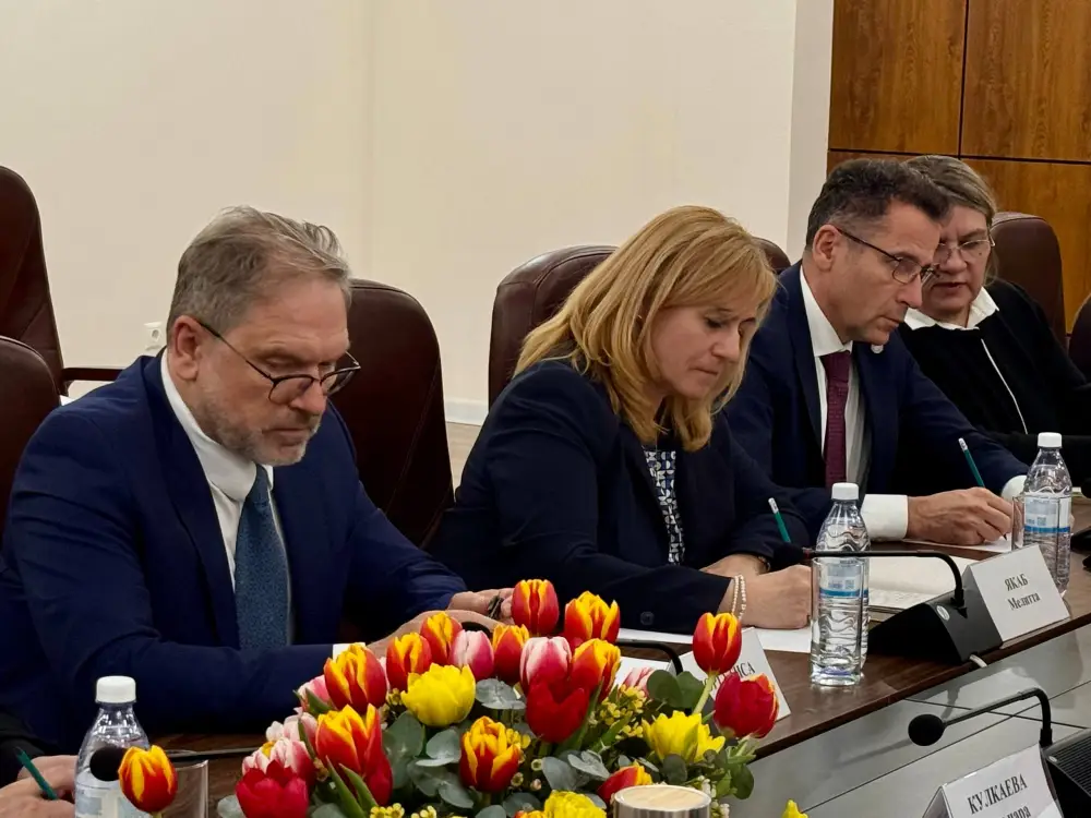 Казахстан и ВОЗ обсуждают будущее сотрудничество в области первичной медико-санитарной помощи Астане