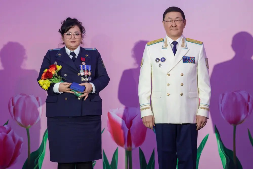 Торжественное мероприятие в Генеральной прокуратуре: признание вклада женщин в правосудие к Международному женскому дню Астане