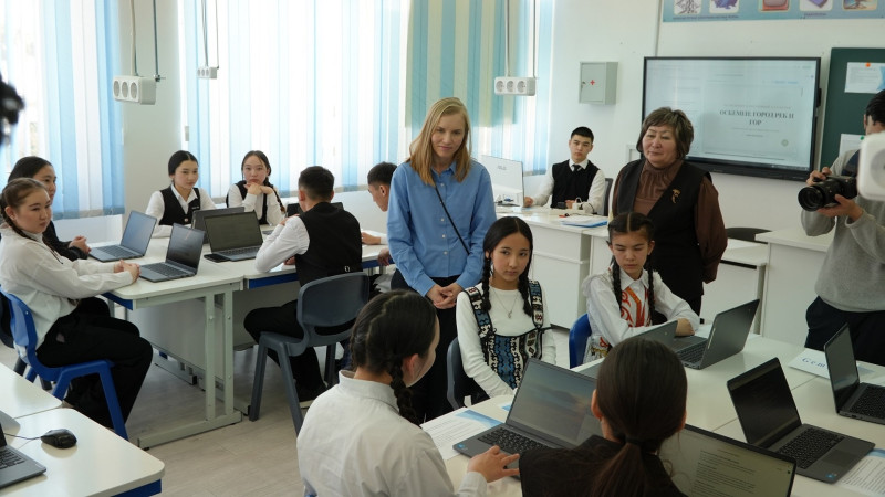 Свет знаний: Сельская школа в Казахстане стала маяком для Google, получив статус референс-школы Астане